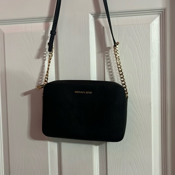 Michael Kors Purse - Picture 1 of 5
